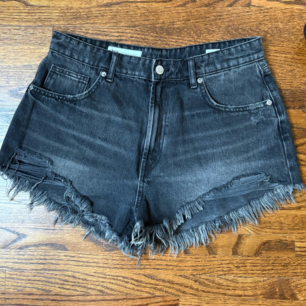 Zara Black High-Waisted Denim Shorts
